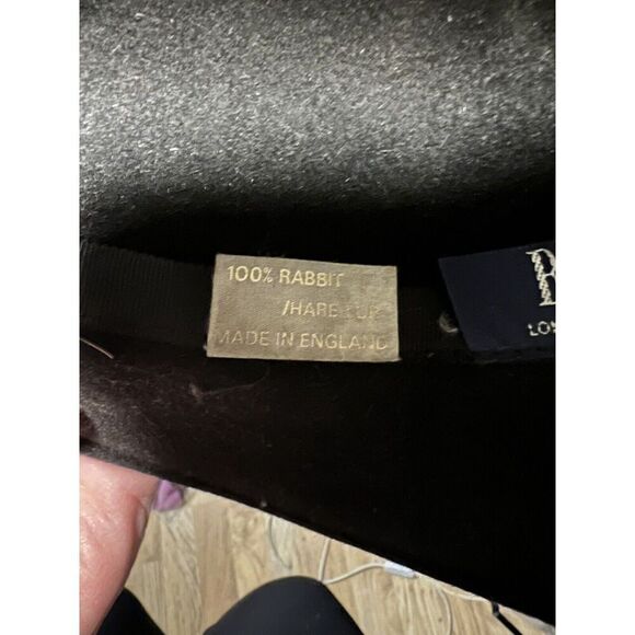 VINTAGE BURBERRY’S ENGLAND 100% RABBIT FELT BLACK DERBY CLOCHE WOMENS HAT Med - Picture 6 of 8